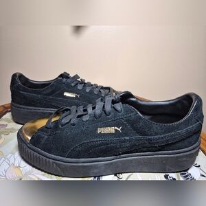 PUMA Black Suede Platform‎ Gold Toe Sneakers - Womens Size 9